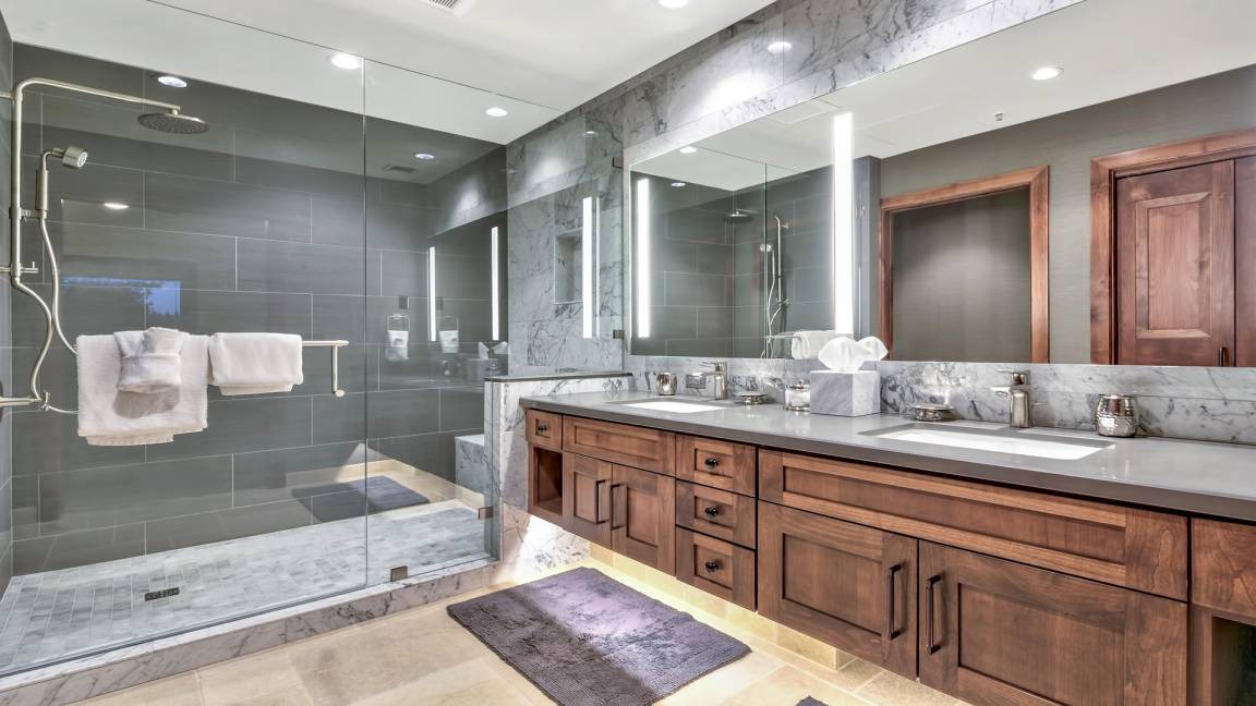 Photo of Bathroom in Lakeside Park