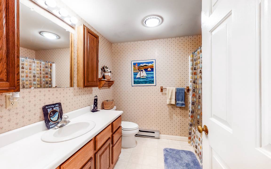 Photo of Bathroom in Katama