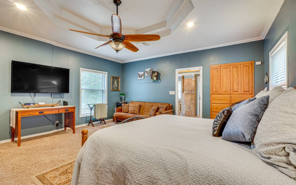 Photo of Bedroom in Sylvan Shores