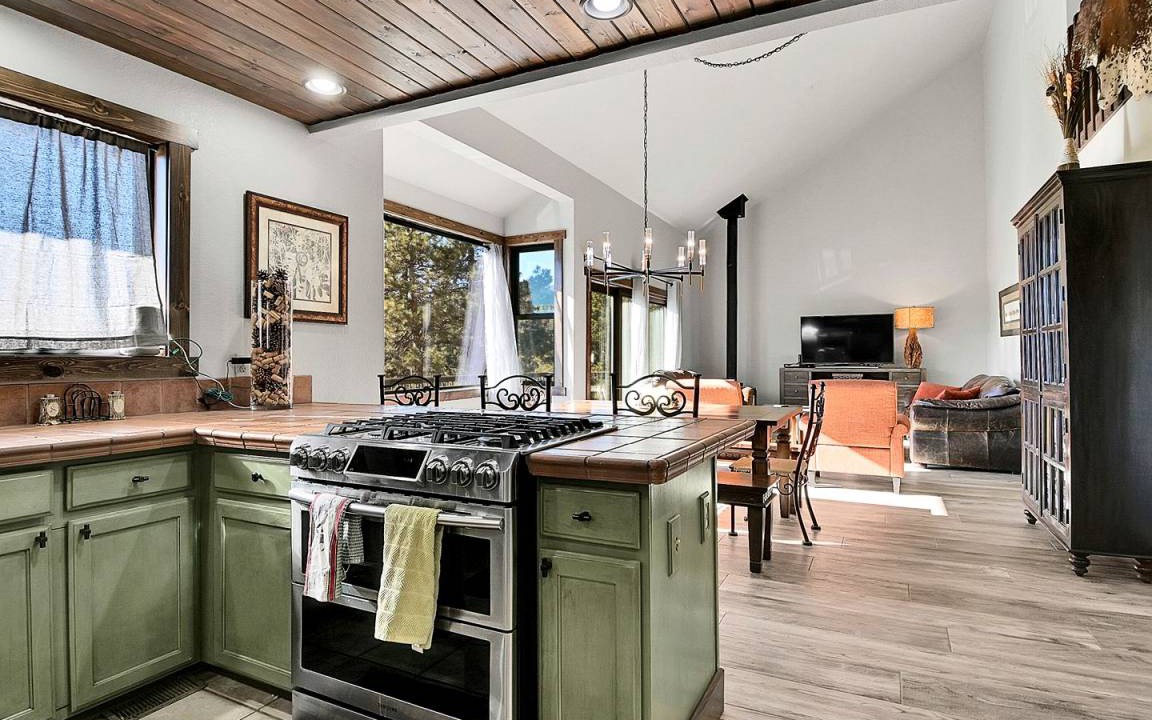 Photo of Kitchen in Evergreen