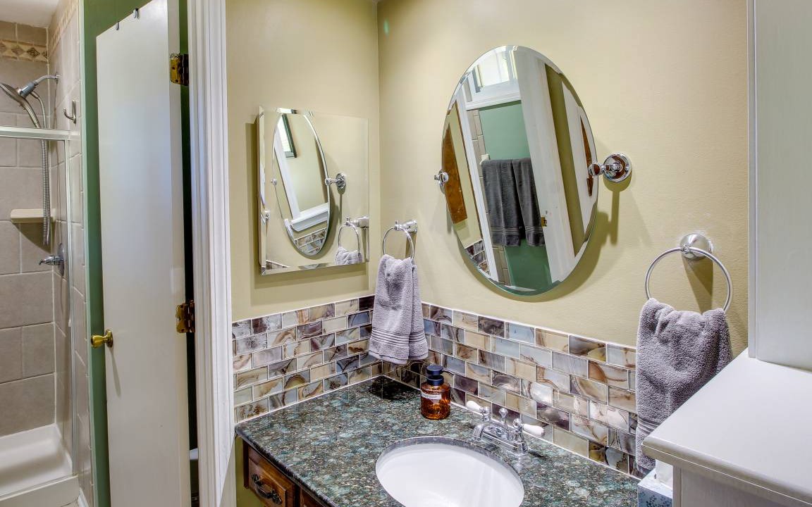 Photo of Bathroom in Overland Park