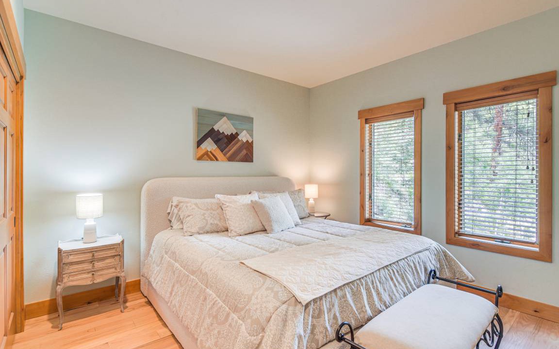 Photo of Bedroom in Evergreen