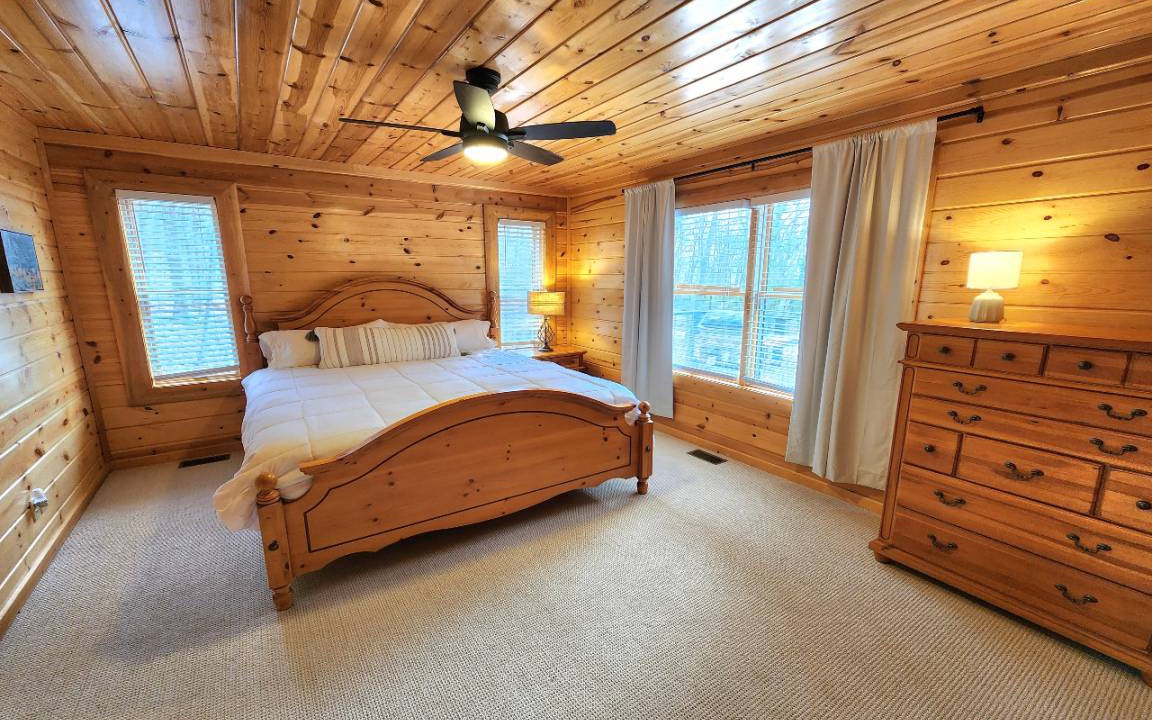 Photo of Bedroom in Harbor Springs