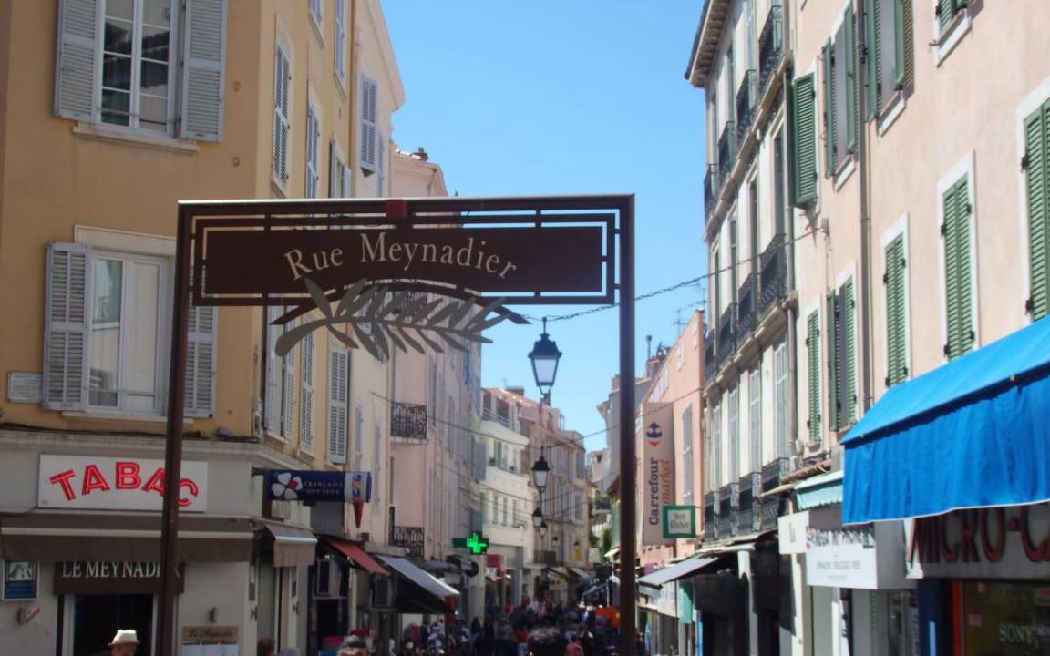 Photo of Buildings in Cannes City Centre