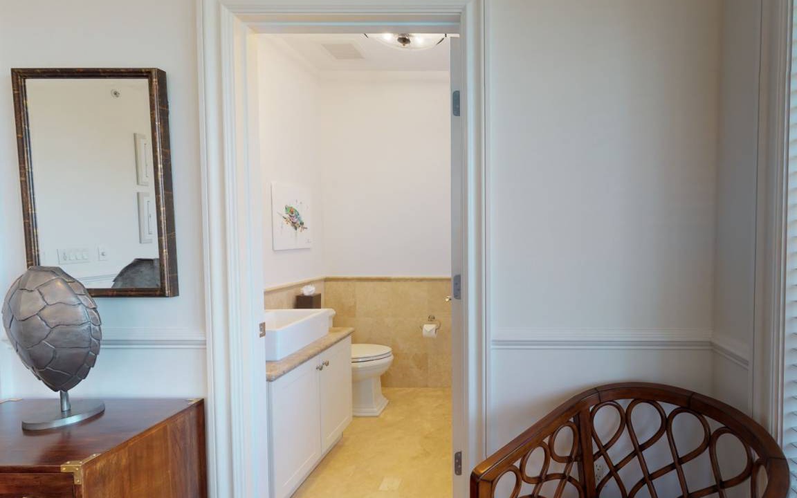Photo of Bathroom in Marathon