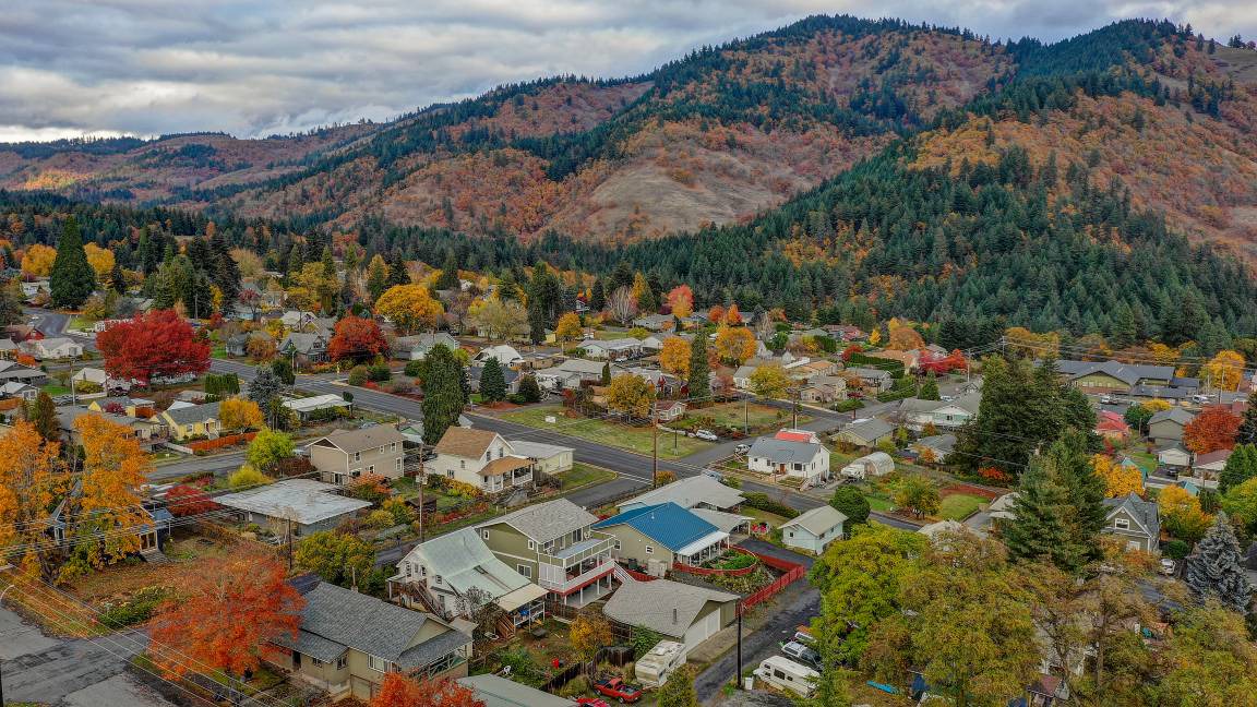 Photo of Others in White Salmon