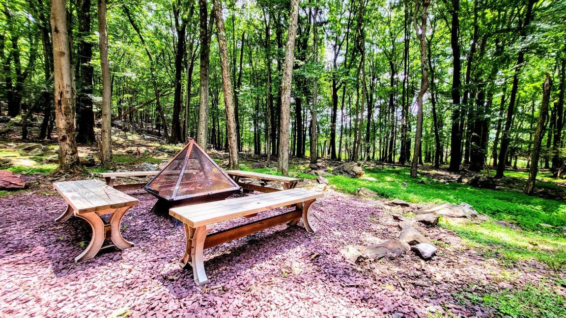 Photo of Outdoor in Lake Harmony Estates