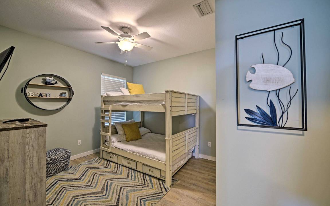Photo of Bedroom in Riviera Beach