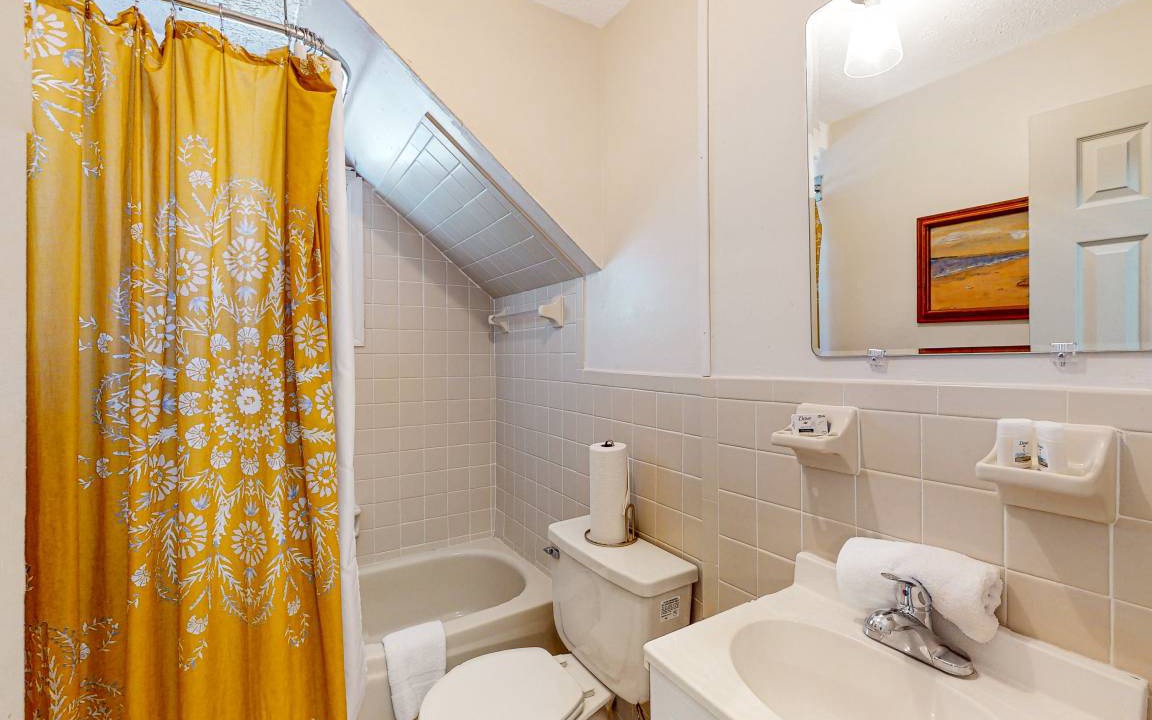Photo of Bathroom in Atlantic Beach