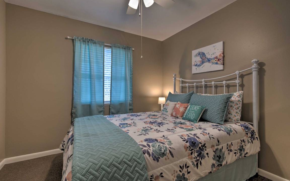 Photo of Bedroom in Gulfport
