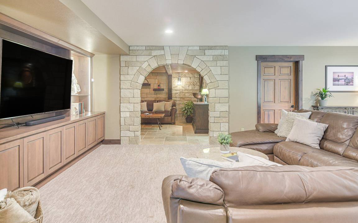 Photo of Livingroom in Evergreen