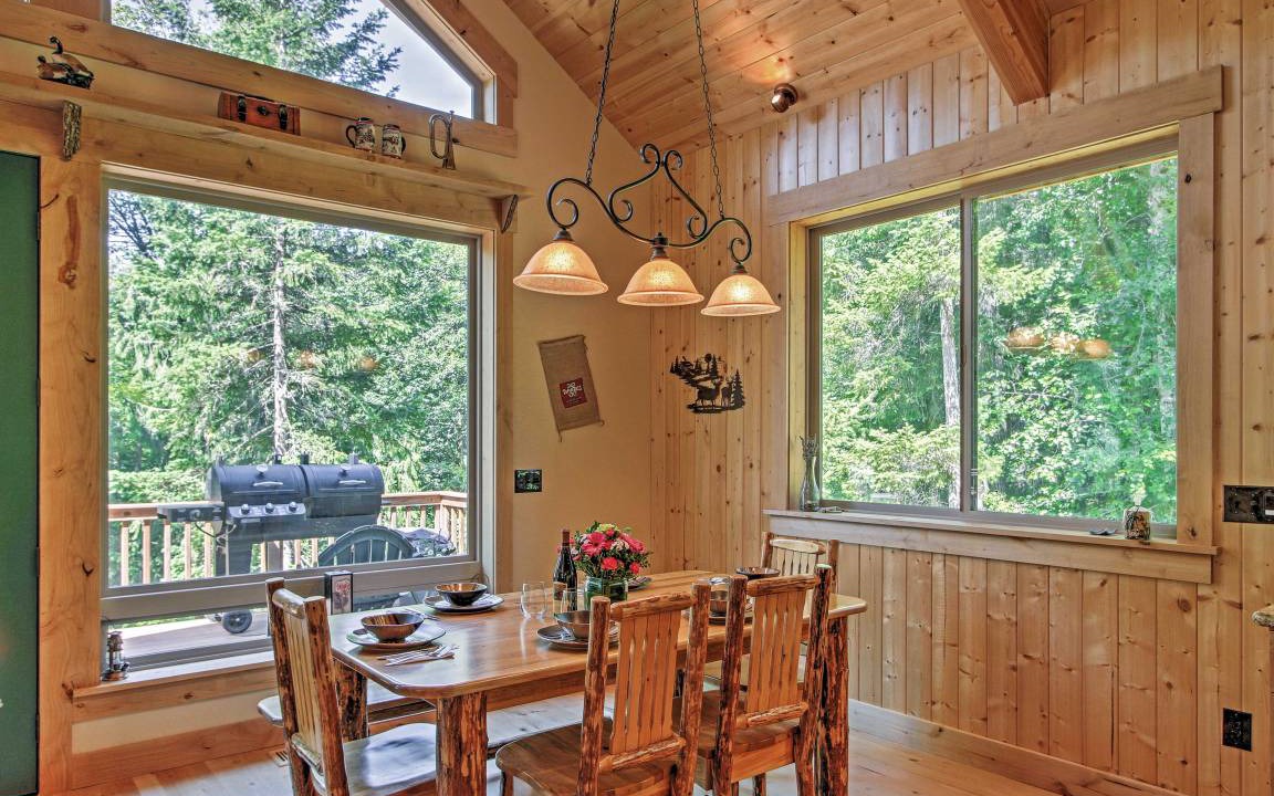 Photo of Livingroom in Port Angeles