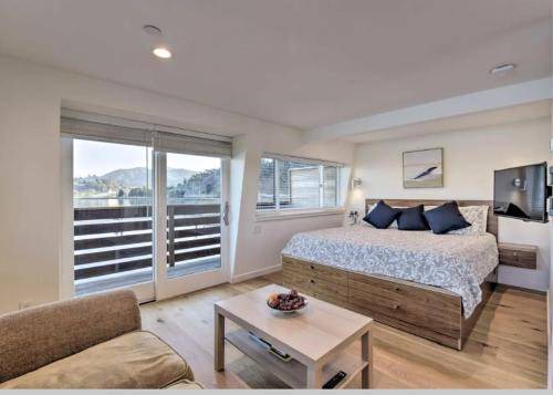 Photo of Bedroom in Mill Valley
