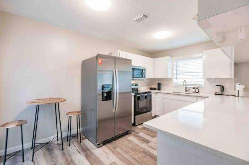 Photo of Kitchen in Venice Gardens