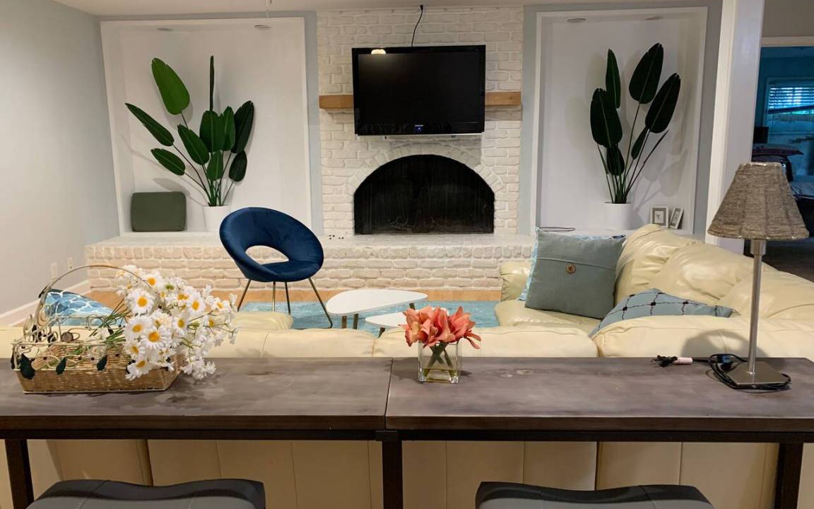 Photo of Livingroom in Chapel Hill