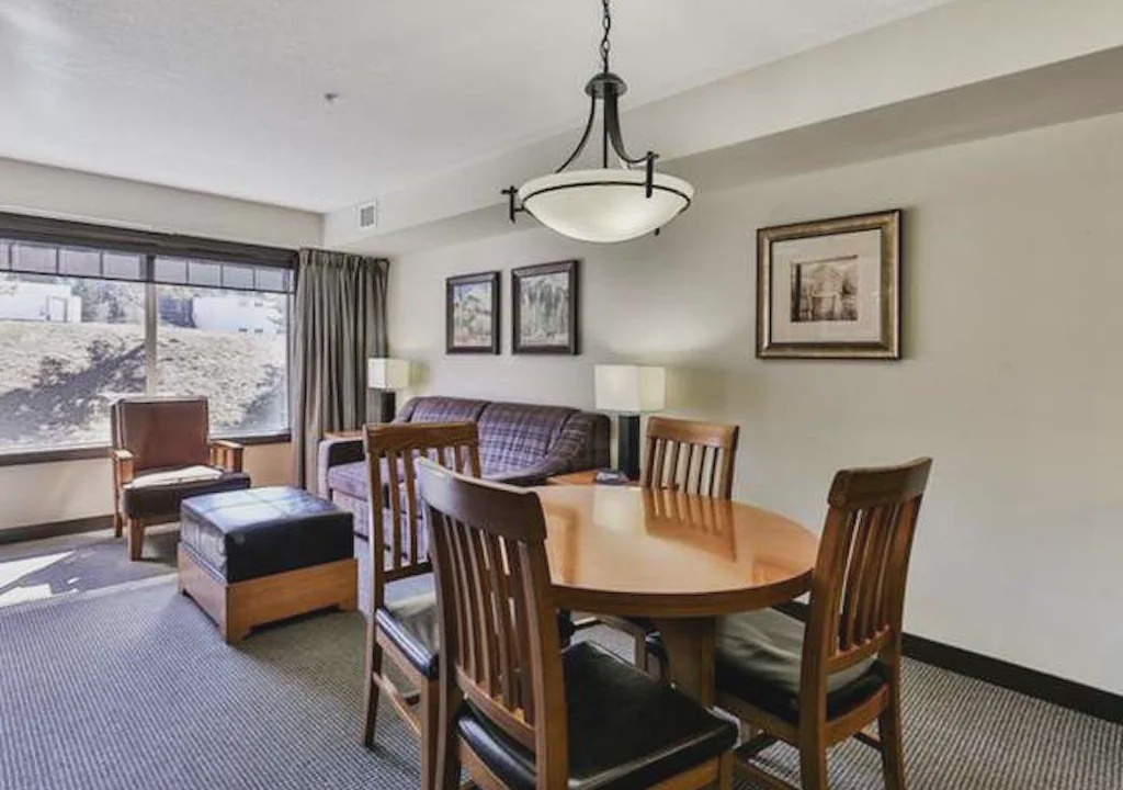 Photo of Livingroom in Copperstone Resort