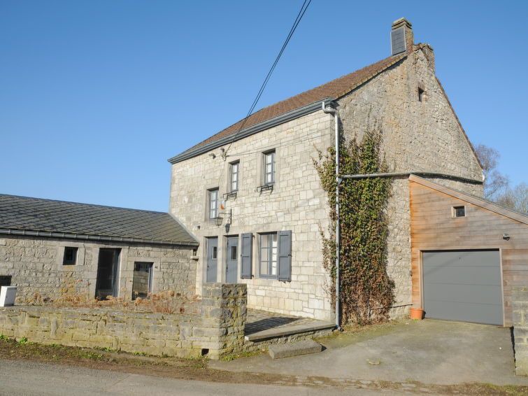 Photo of Buildings in Borlon