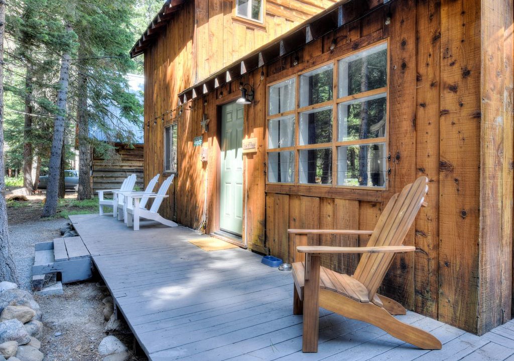 Photo of Buildings in Tahoe Pines