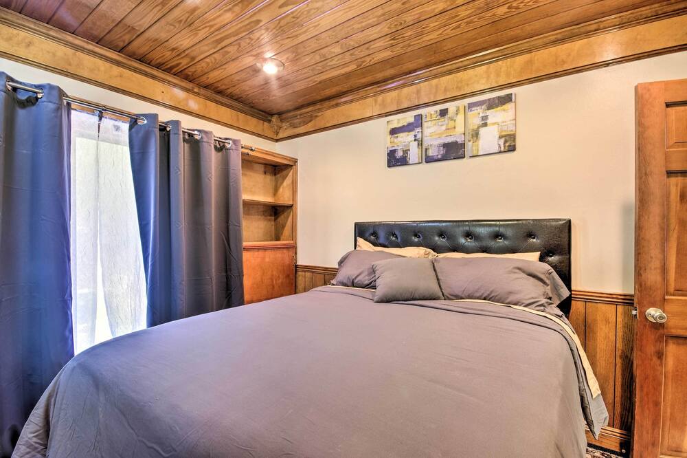 Photo of Bedroom in Newton