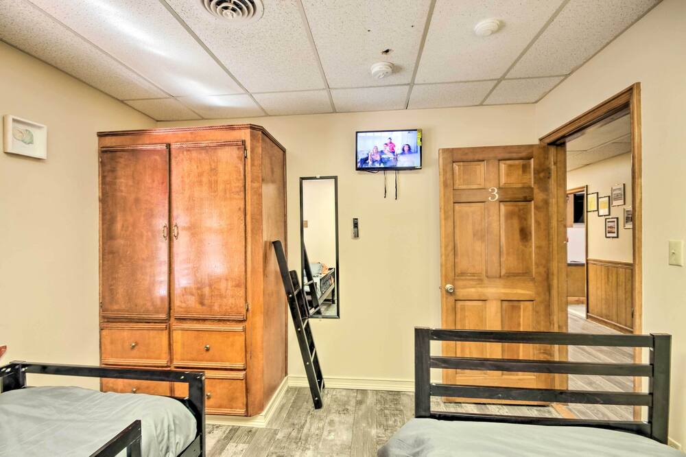 Photo of Bedroom in Newton