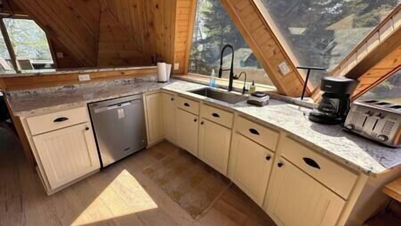 Photo of Kitchen in Schroeder