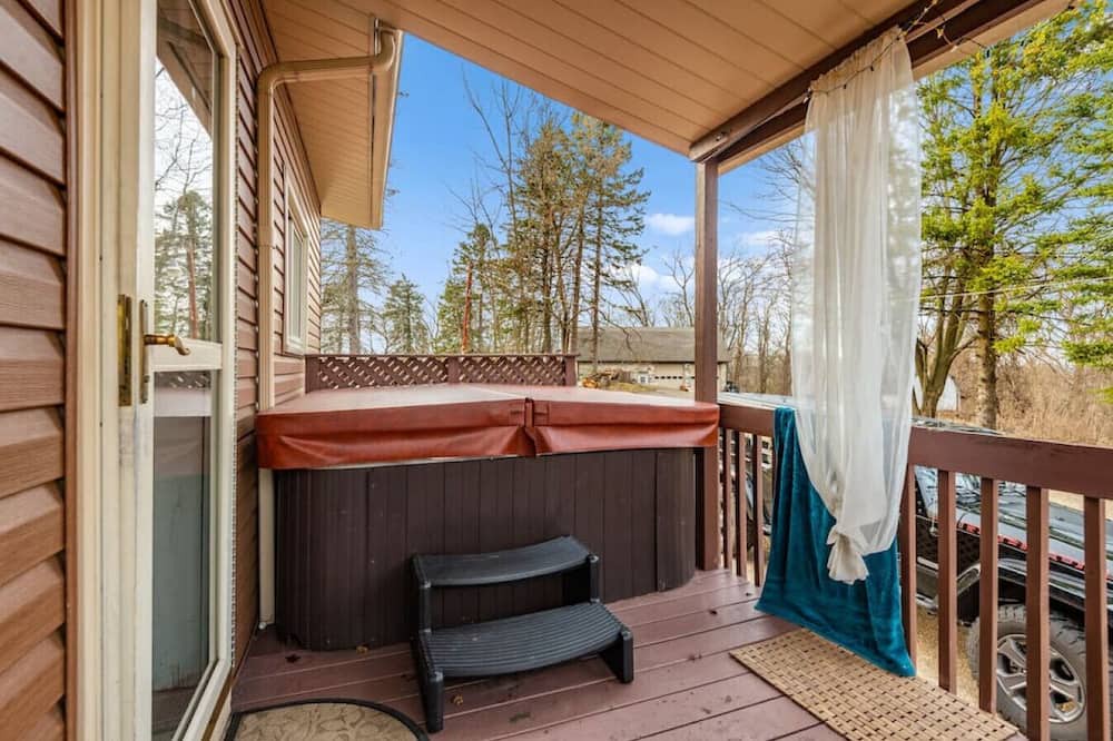 Photo of Outdoor in New Kensington
