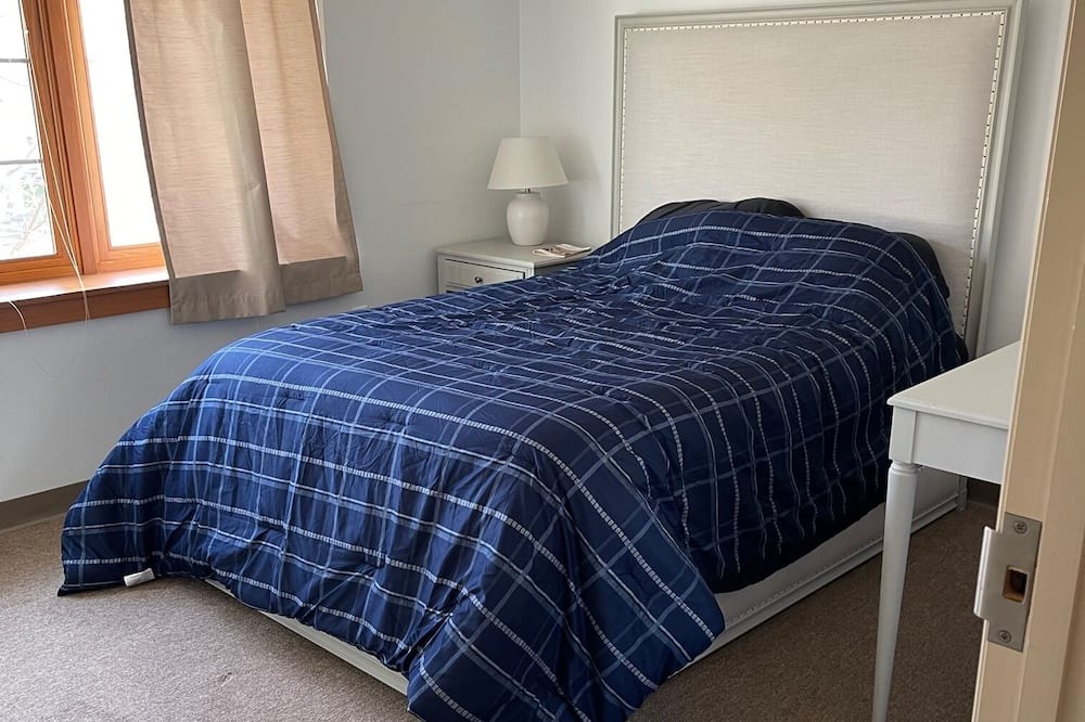 Photo of Bedroom in New Kensington