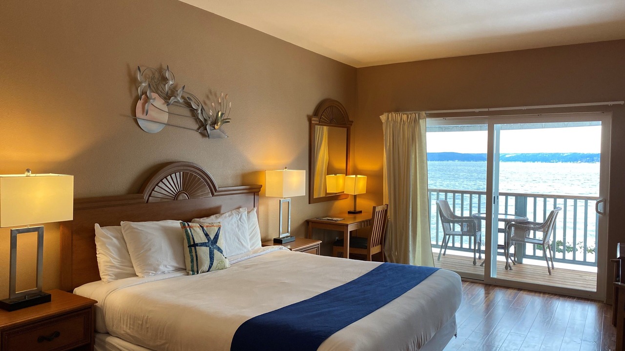 Photo of Bedroom in Potlatch