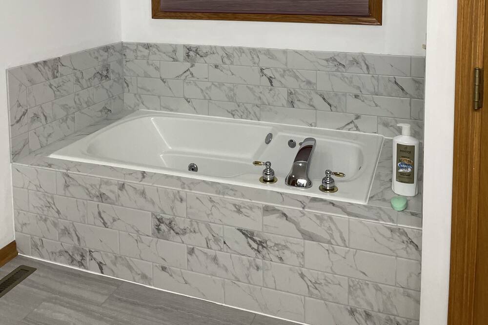 Photo of Bathroom in Lincoln