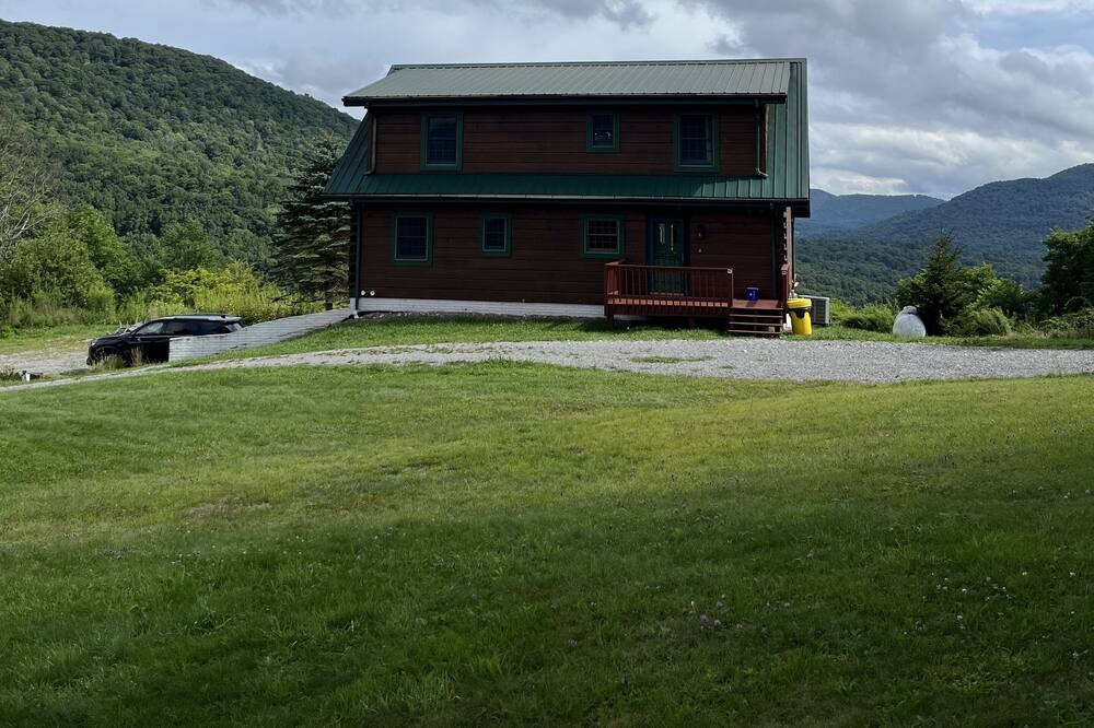 Photo of Outdoor in Mountain Base