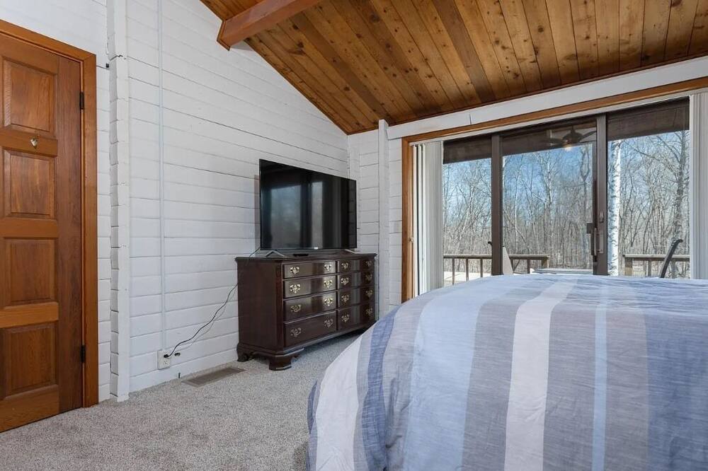 Photo of Bedroom in Ottertail