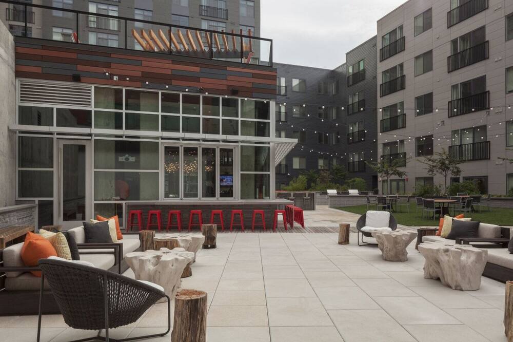 Photo of Outdoor in H Street Corridor