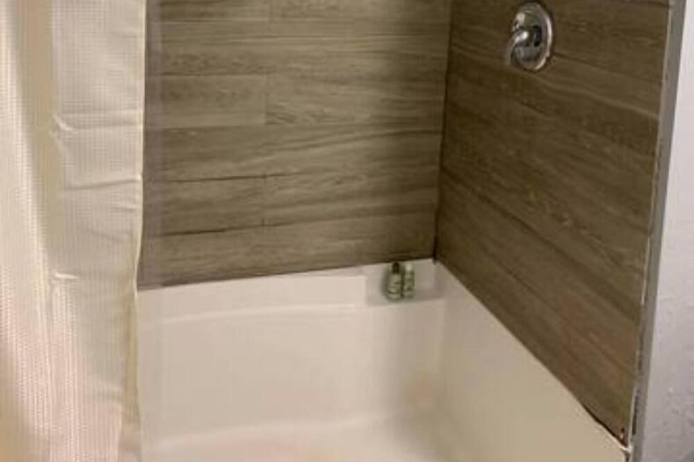 Photo of Bathroom in Steelville
