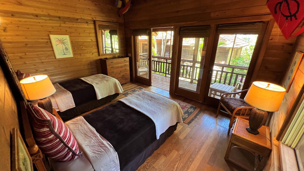 Photo of Bedroom in Maunaloa