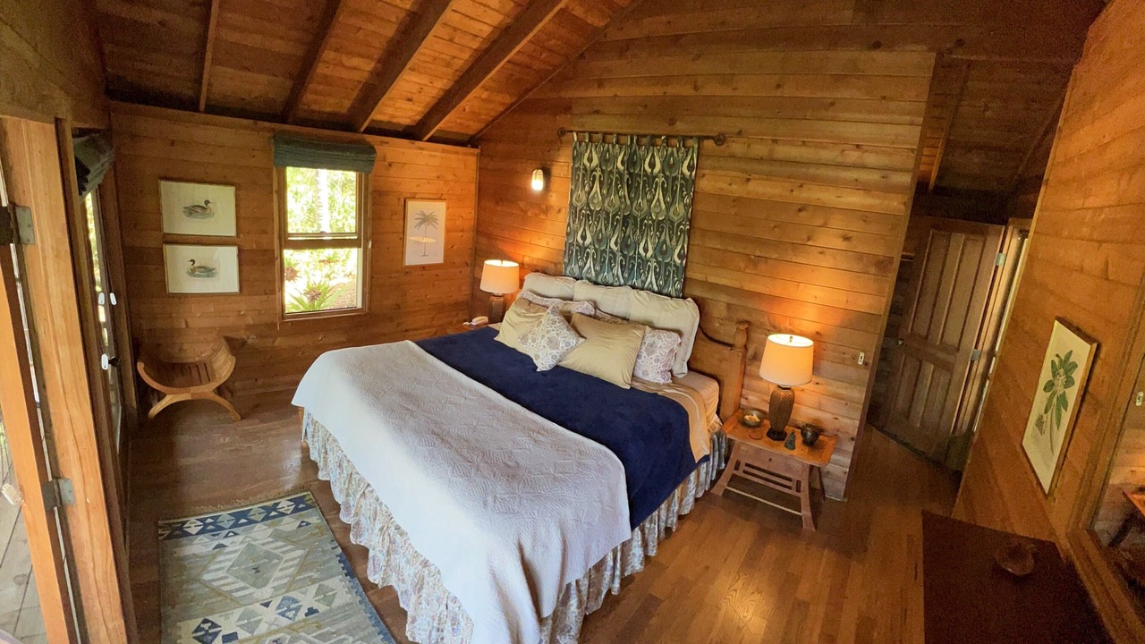 Photo of Bedroom in Maunaloa