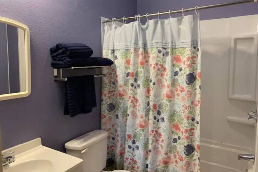 Photo of Bedroom in Steelville