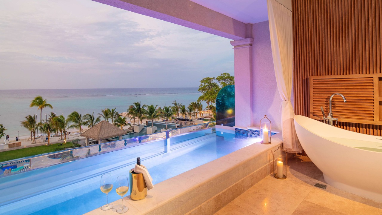 Photo of Patio Balcony in Mammee Bay