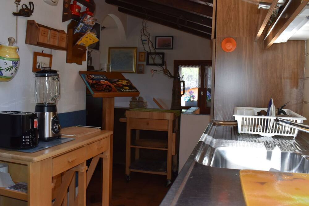 Photo of Bedroom in Mugena