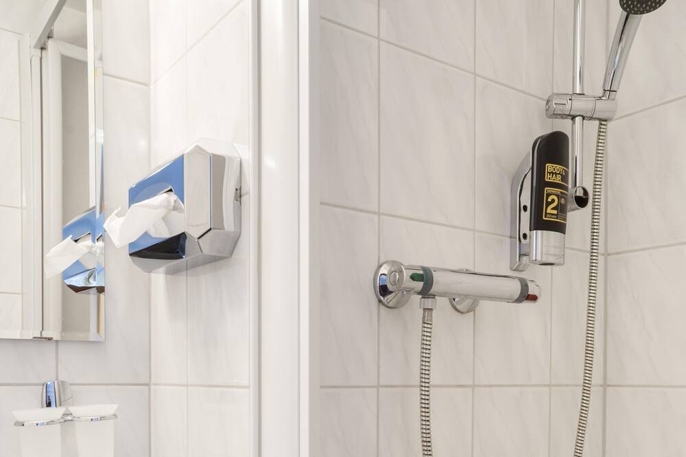 Photo of Bathroom in Boedefeld
