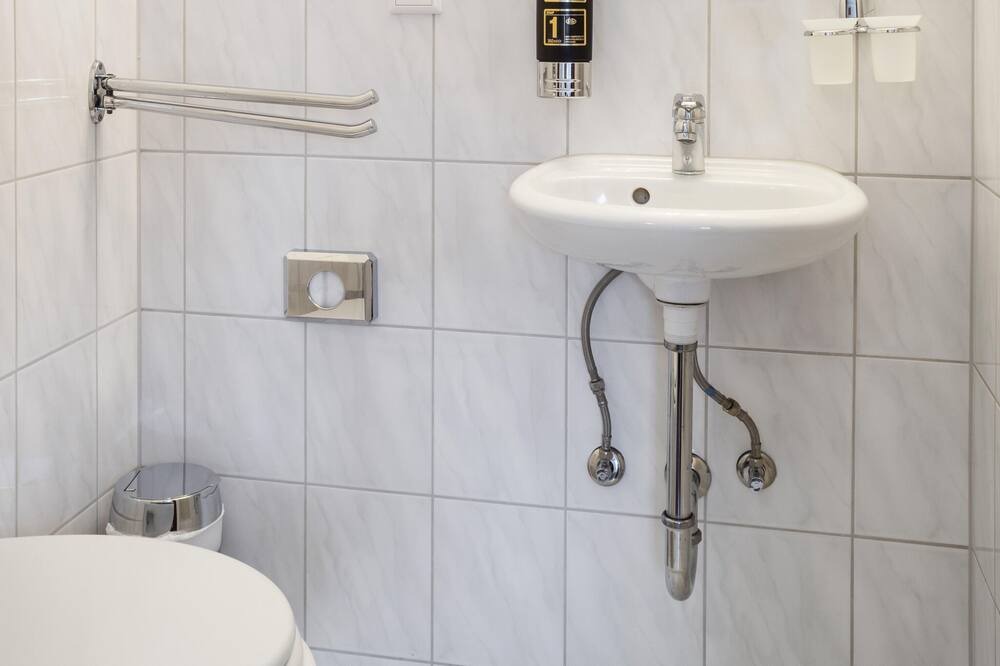 Photo of Bathroom in Boedefeld