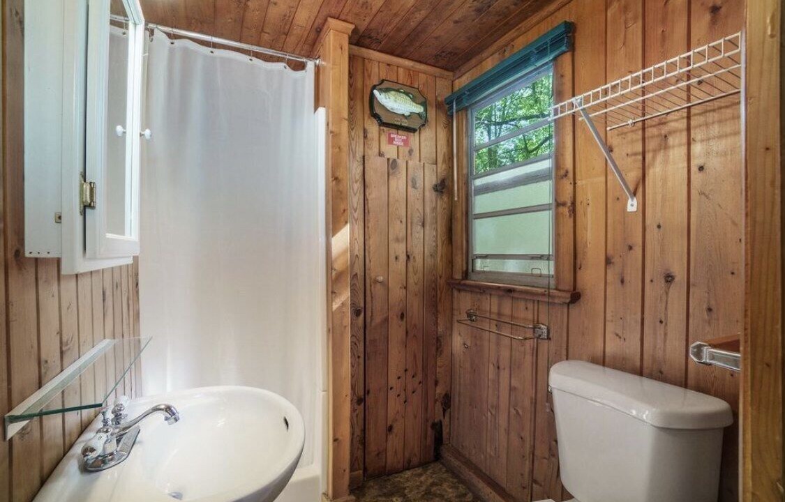 Photo of Bathroom in Cheboygan