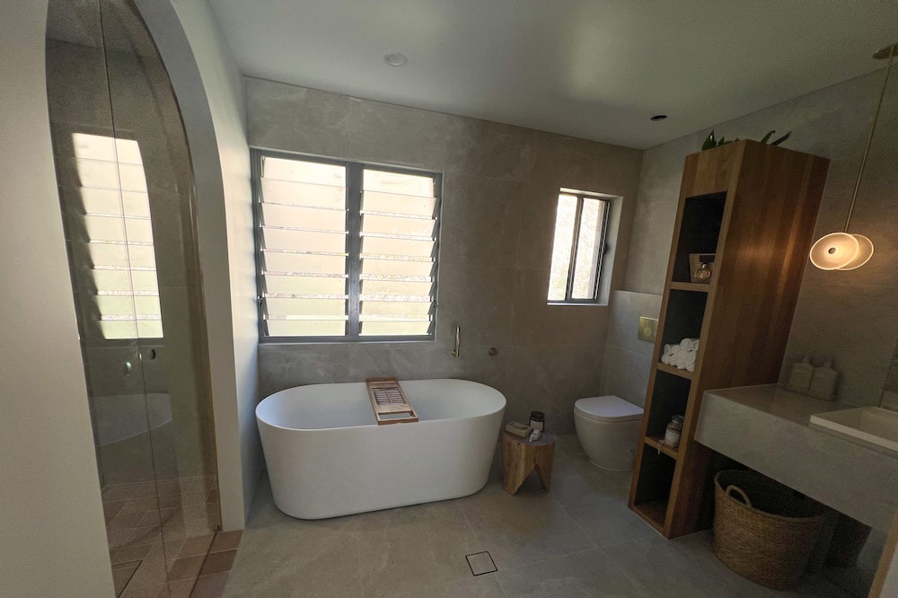 Photo of Bathroom in Currumbin Valley