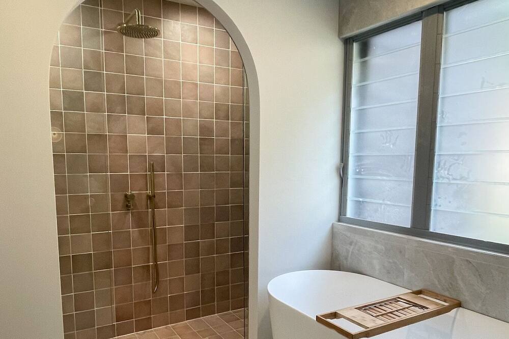Photo of Bathroom in Currumbin Valley