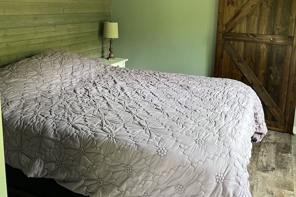 Photo of Bedroom in Sturgeon Lake