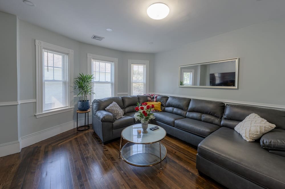 Photo of Livingroom in Norwood