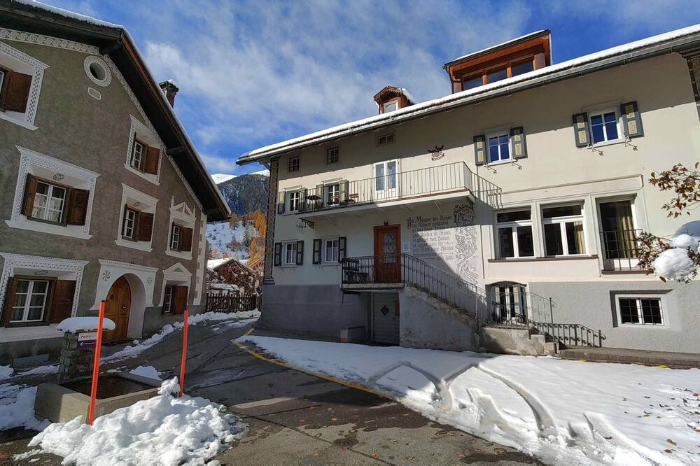 Photo of Outdoor in Berguen