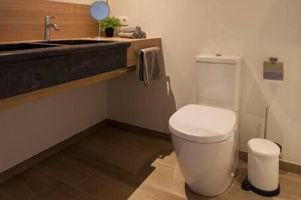 Photo of Bathroom in Opbrakel