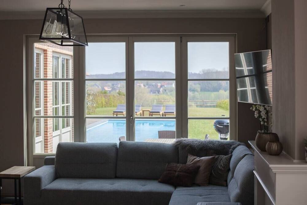 Photo of Livingroom in Opbrakel