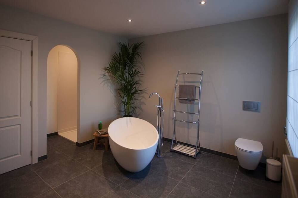 Photo of Bathroom in Opbrakel