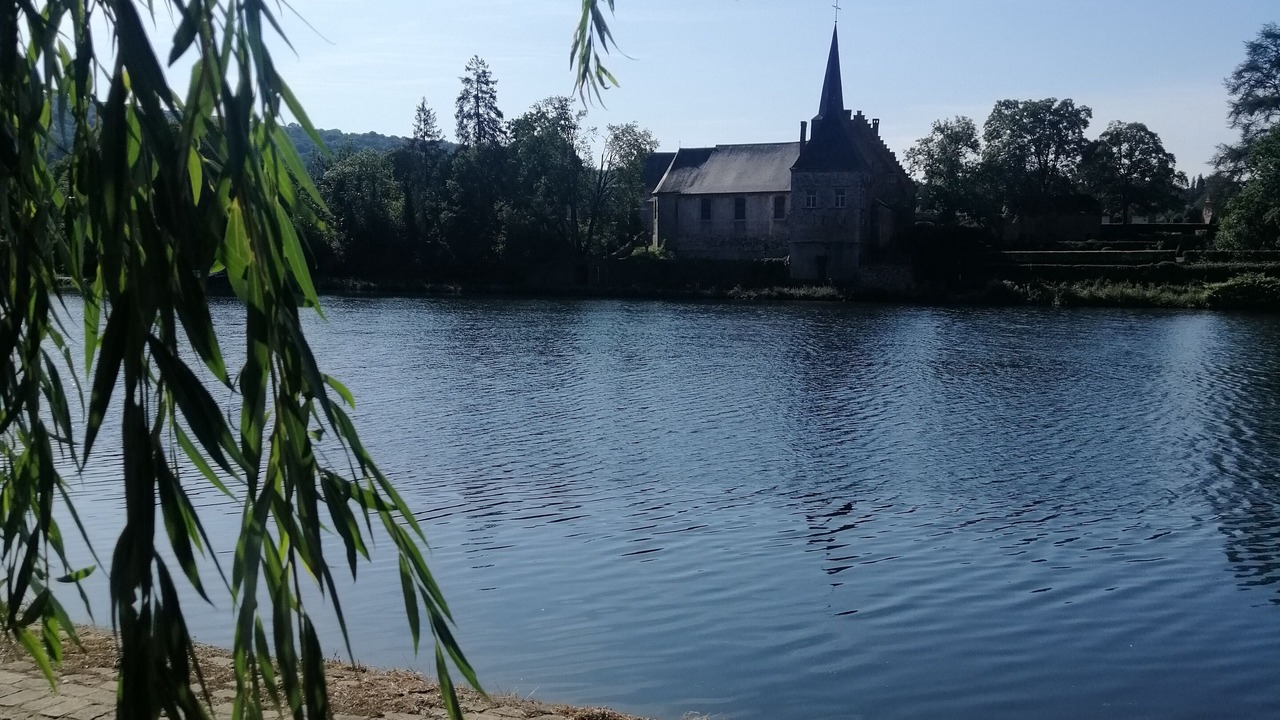Photo of Others in Annevoie-Rouillon